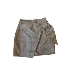 Wilfred Plaid Wrap Mini Skirt Size 00 Gray Black Asymmetrical Office Siren EUC